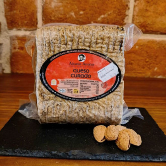 Descubre nuestra selección de quesos de oveja. Compra queso curado de oveja ABUELO AITALAS pata de mulo al mejor precio