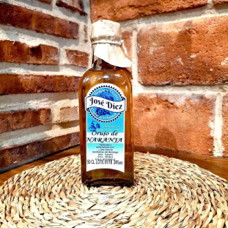 Comprar orujos artesanos. Licor de orujo natural naranja. Máxima calidad al mejor precio